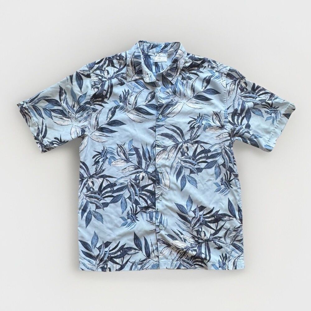 Cafe Luna Shirt Blue Hawaiian Print Button Short Sleeve Size Medium Vacation